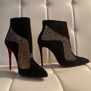 PRICE ⬇️DROPPED⬇️🔥PRICE DROPPED🔥Christian Louboutin Booties 38